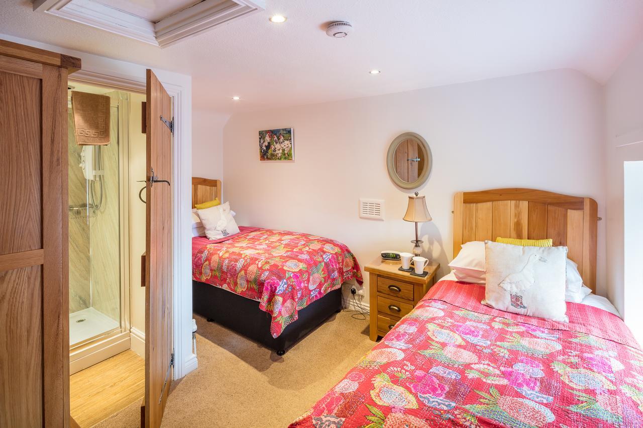 Holly Cottage B&B Pilsley  Extérieur photo